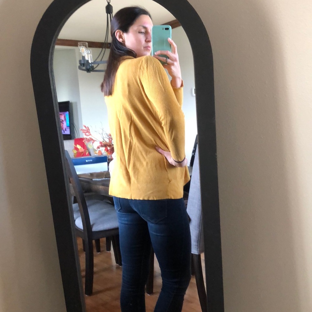 Cardigan - Picture 2 of 5